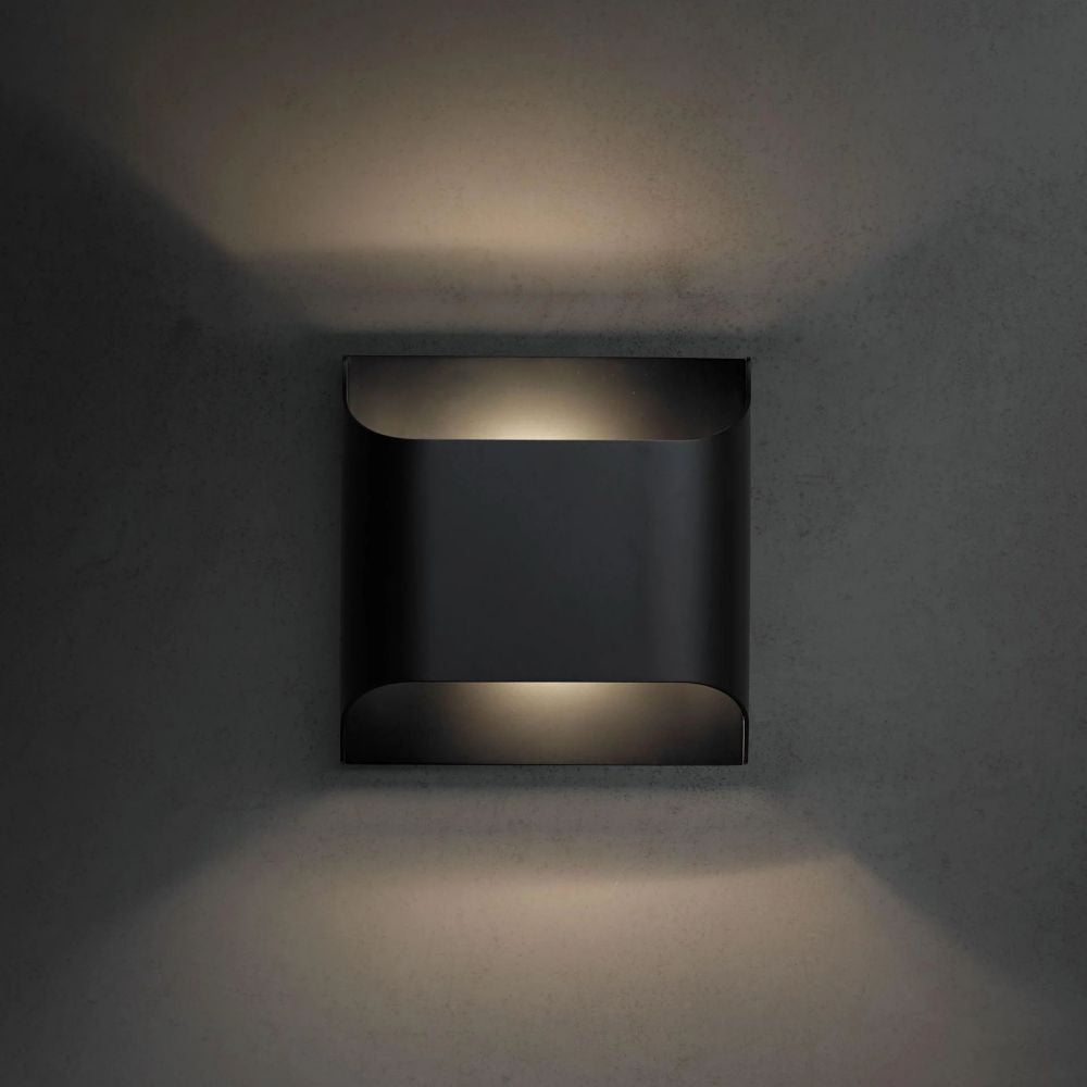 Daris Wall Sconce 8"H